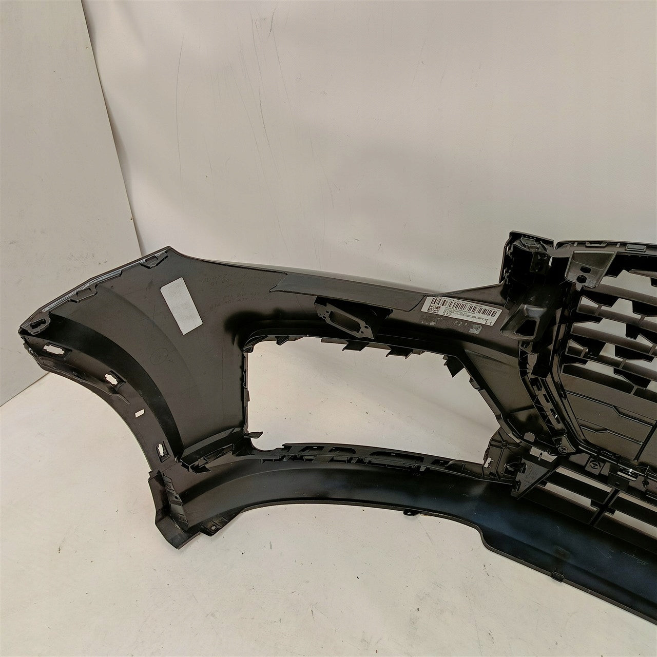 AUDI Q2 S LINE 81A 81A807438A FRONT BUMPER