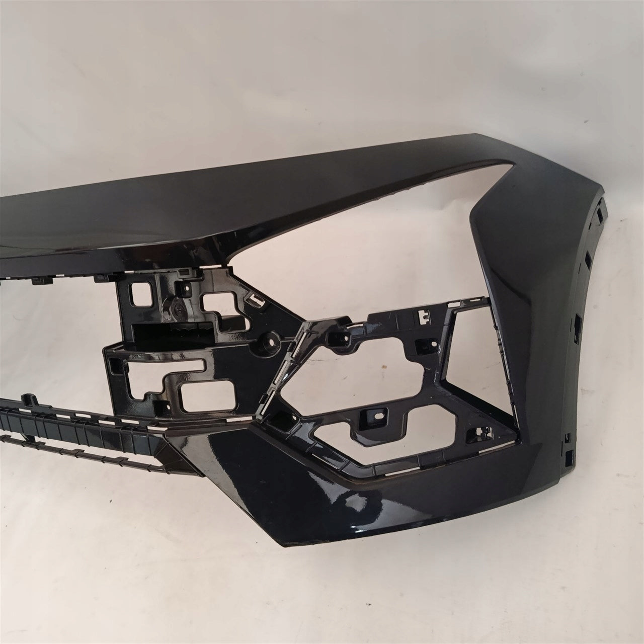 FRONT BUMPER HYUNDAI BAYON 86511-Q0BA0