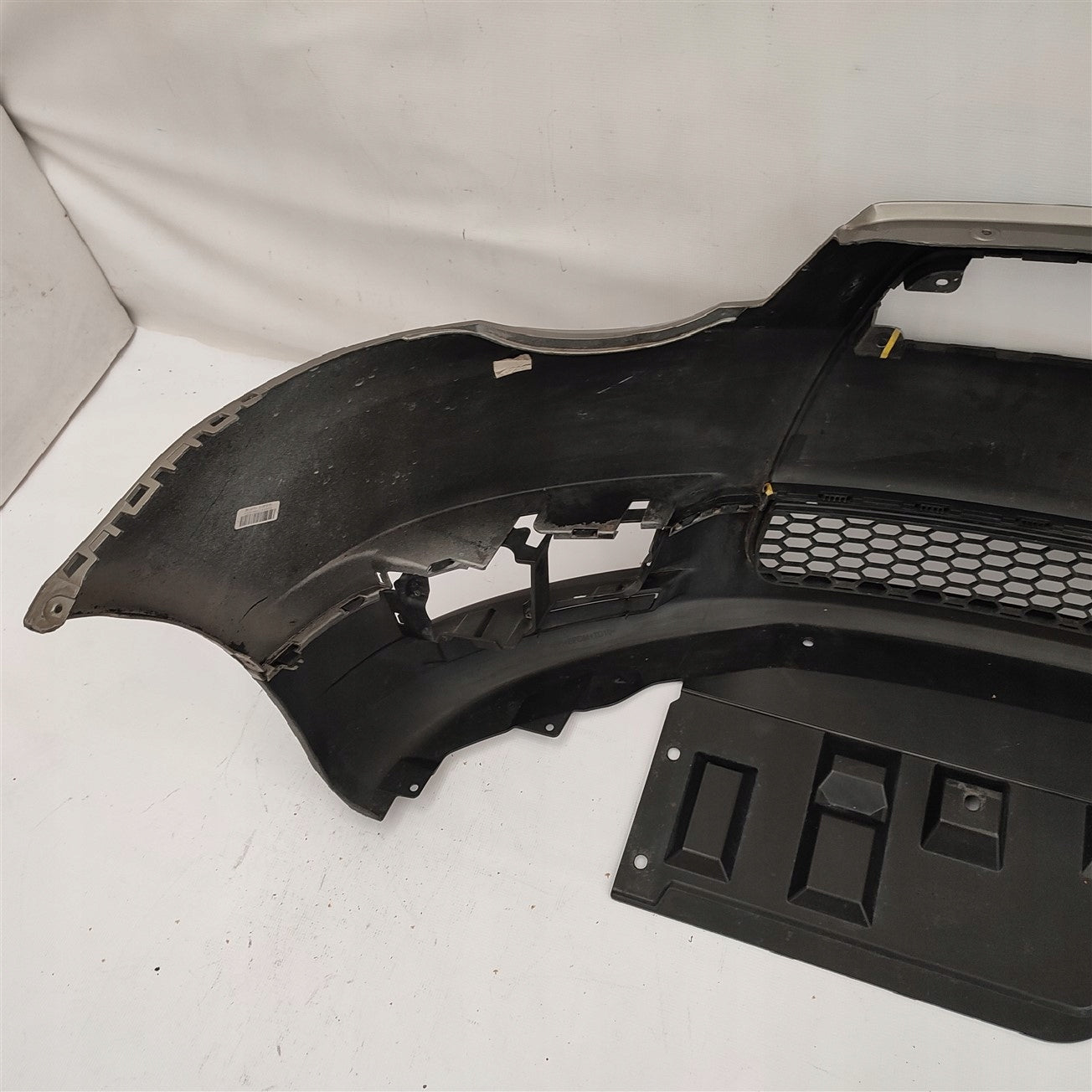FRONT BUMPER MITSUBISHI COLT LIFT 08-12 6400C105