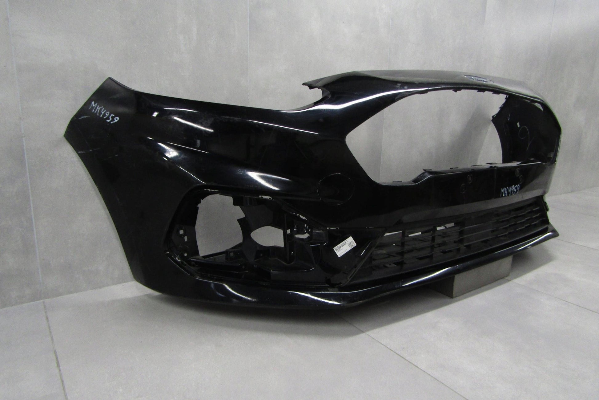 Front Bumper Ford Fiesta Mk8 VIII ST-Line 17-21 (+Undertray)