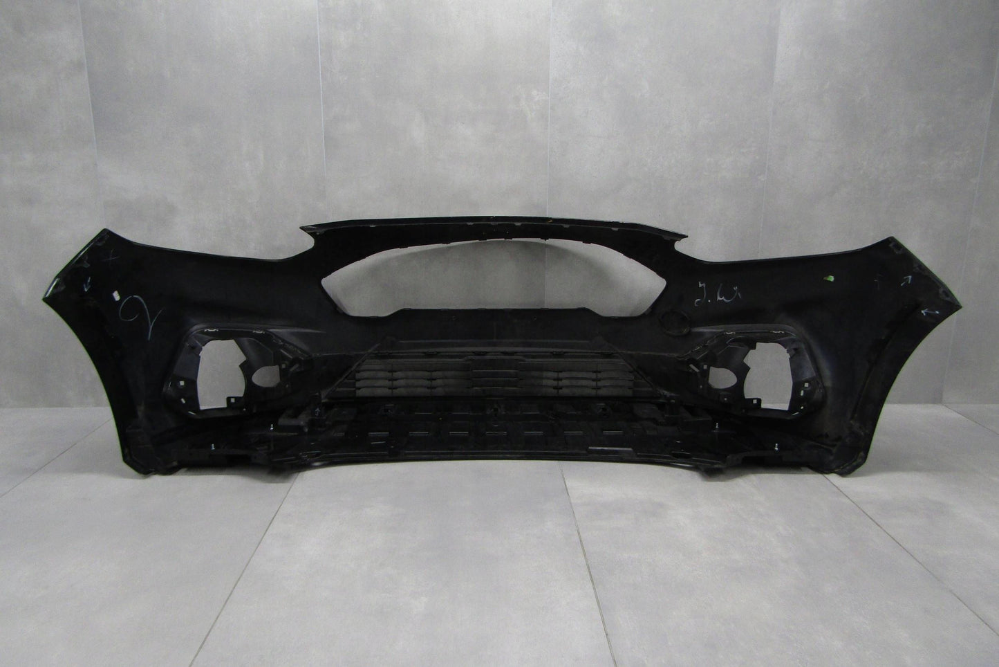 Front Bumper Ford Fiesta Mk8 VIII ST-Line 17-21 (+Undertray)