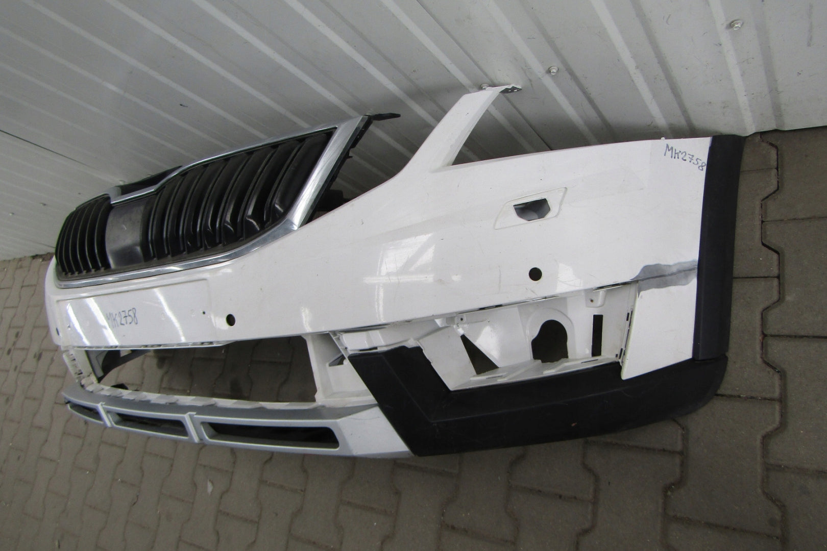Front bumper Skoda Octavia 3 III Scout Lift 16-20