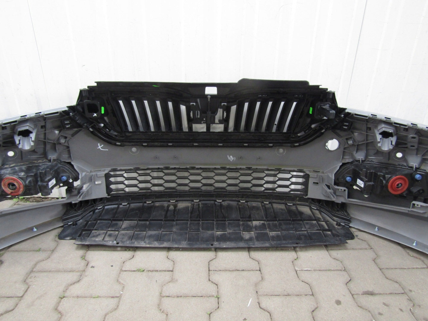 Zderzak przód Skoda Scala Monte Carlo 657 19-