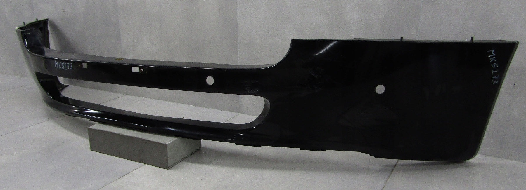 Aston Martin Vantage V8 05- Front Bumper