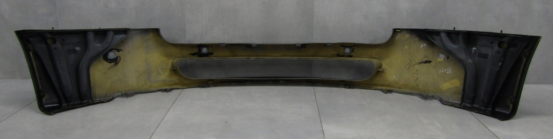 Aston Martin Vantage V8 05- Front Bumper