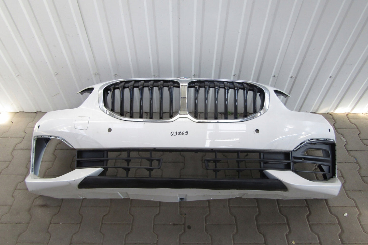 Etusumuojapuskuri BMW 1 F40 19-