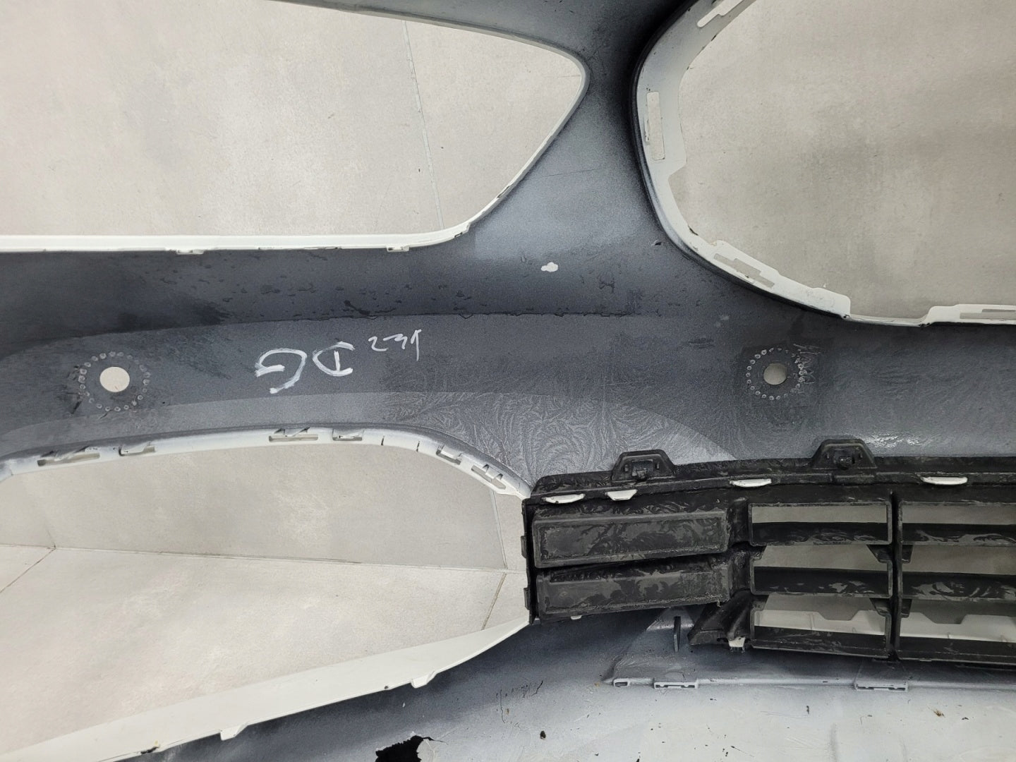 Front Bumper BMW 1 F40 Sport Line 2019-