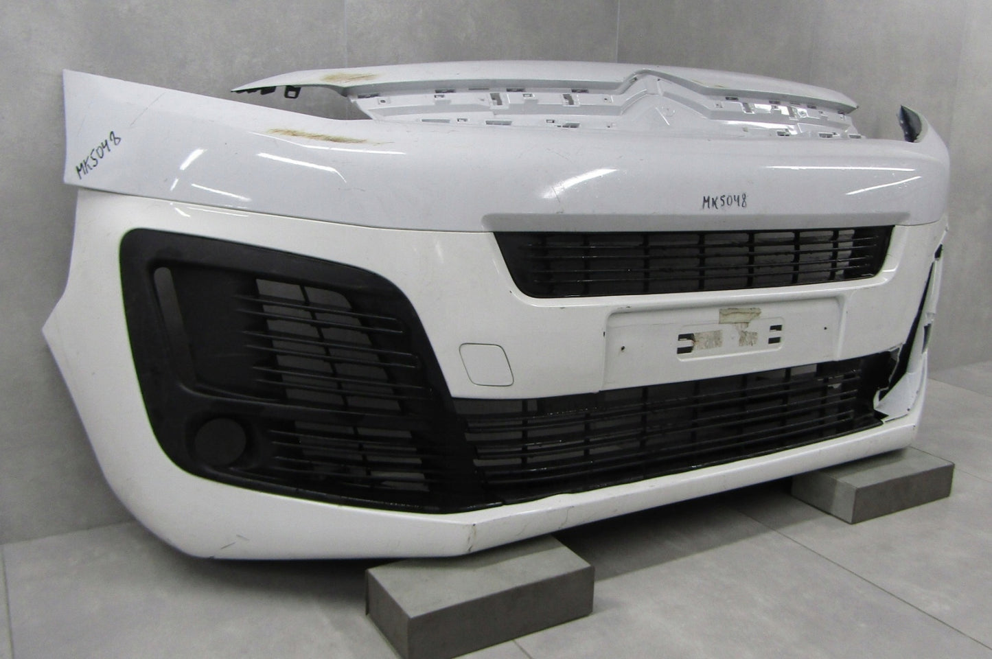 Citroen JUMPY SPACETOURER 3 III Front Bumper 16- (+ floor)