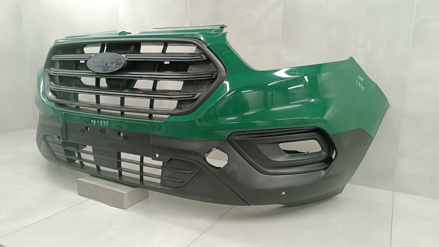 Ford Transit Custom Front Bumper Lift 17-22