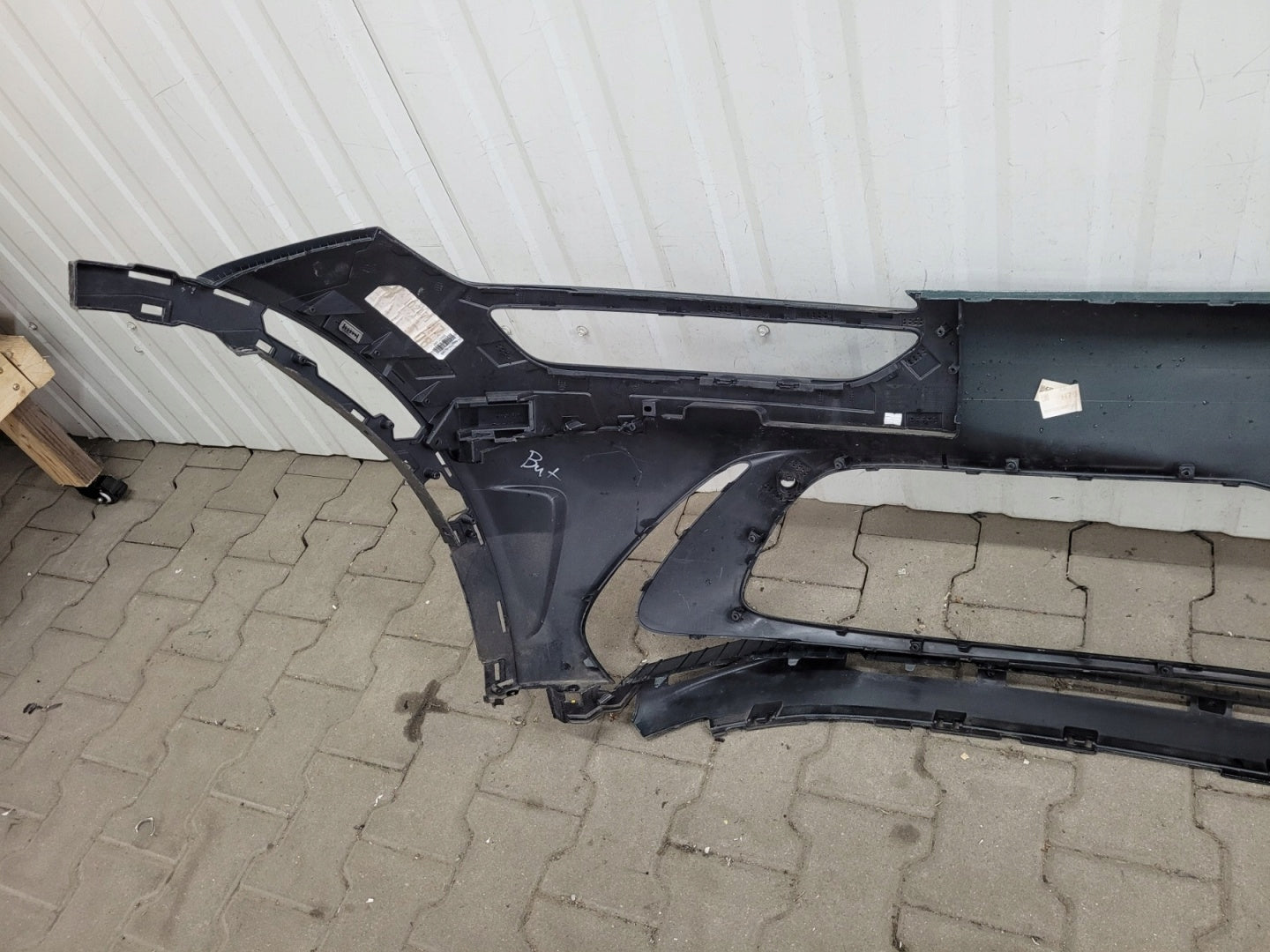 Front Bumper GENESIS GV60 21-