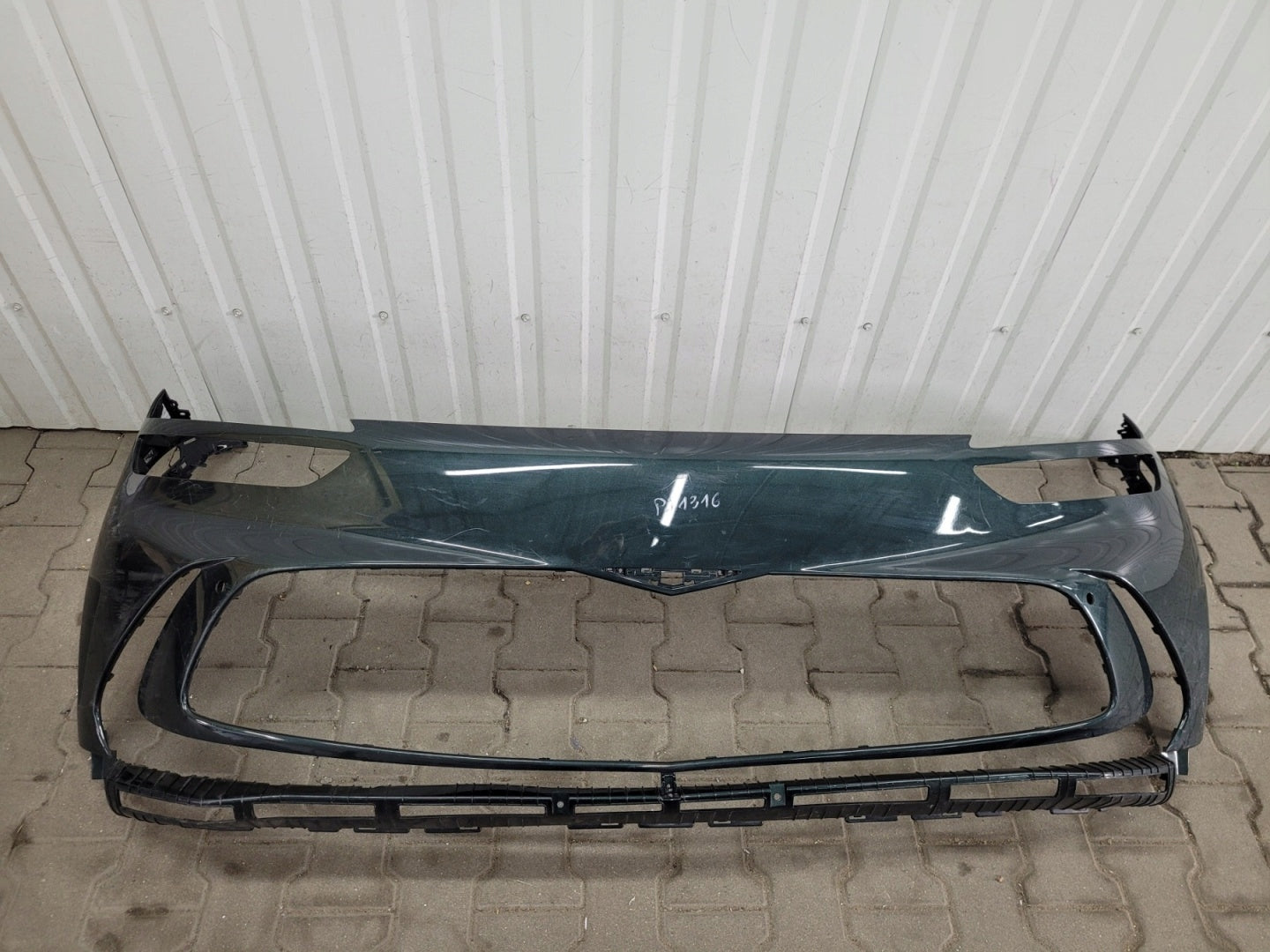 Front Bumper GENESIS GV60 21-