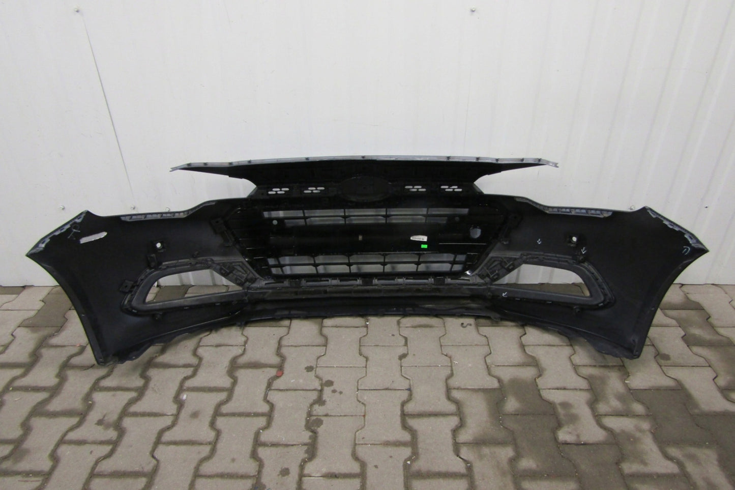 Parachoques delantero Hyundai I20 2 II turbo 14-18