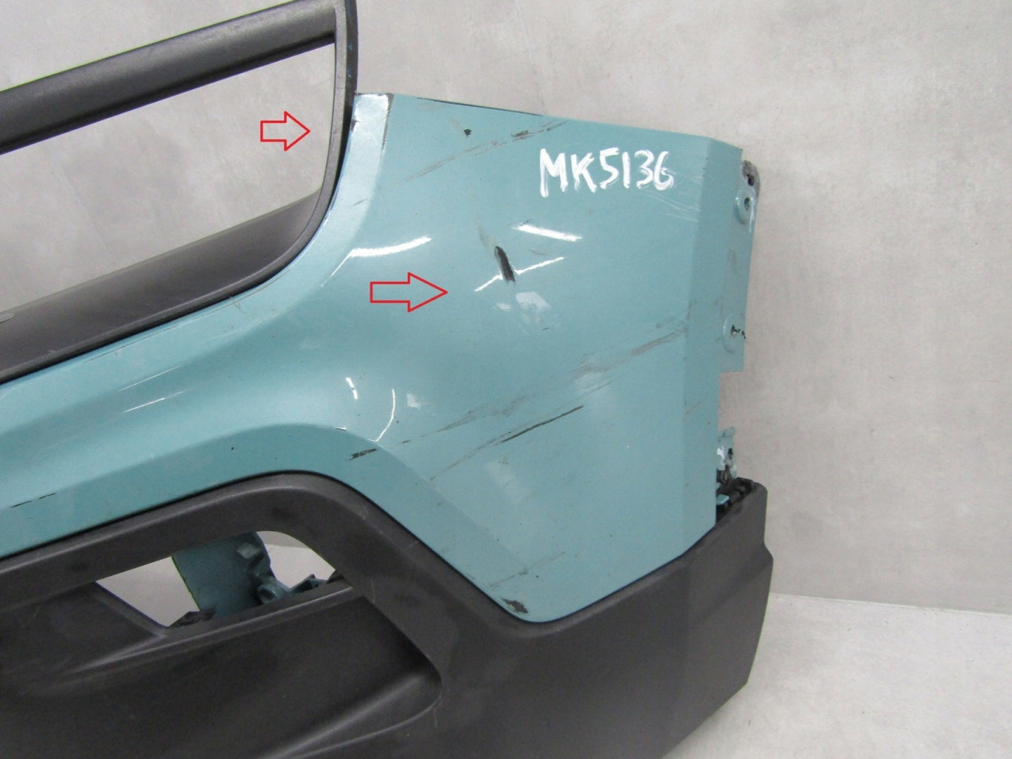 Zderzak przód przedni Jeep Avenger 23-