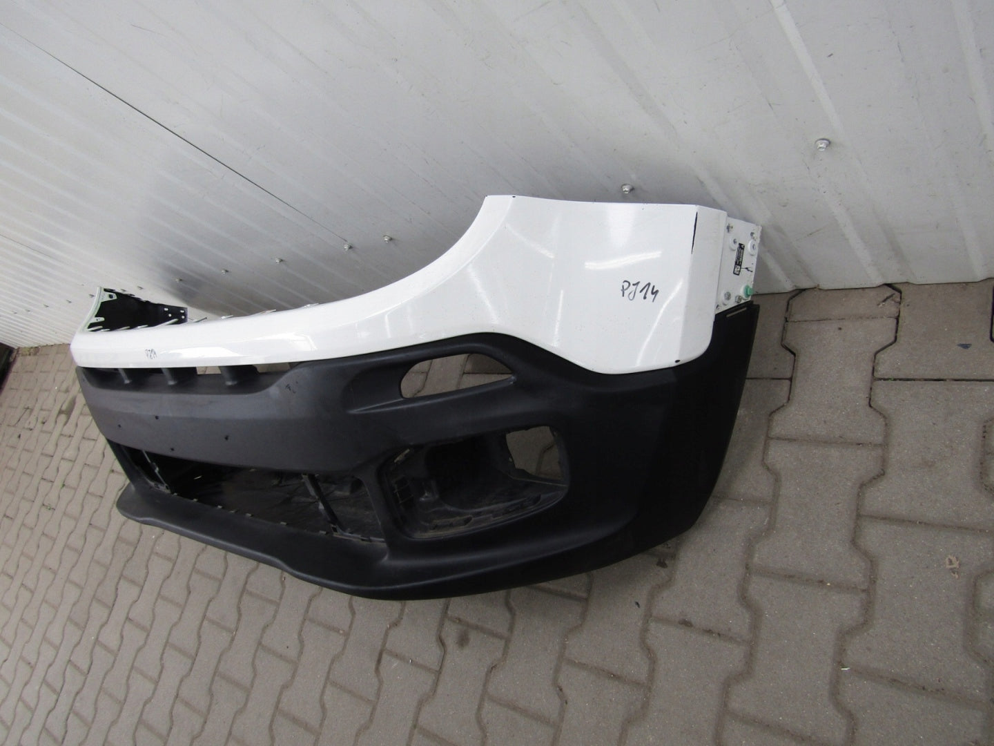 Front Bumper for Jeep Renegade 14-18