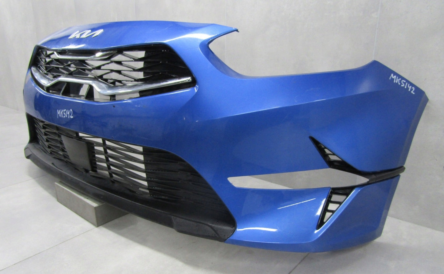 Parachoques delantero para Kia Ceed III restyling 21-