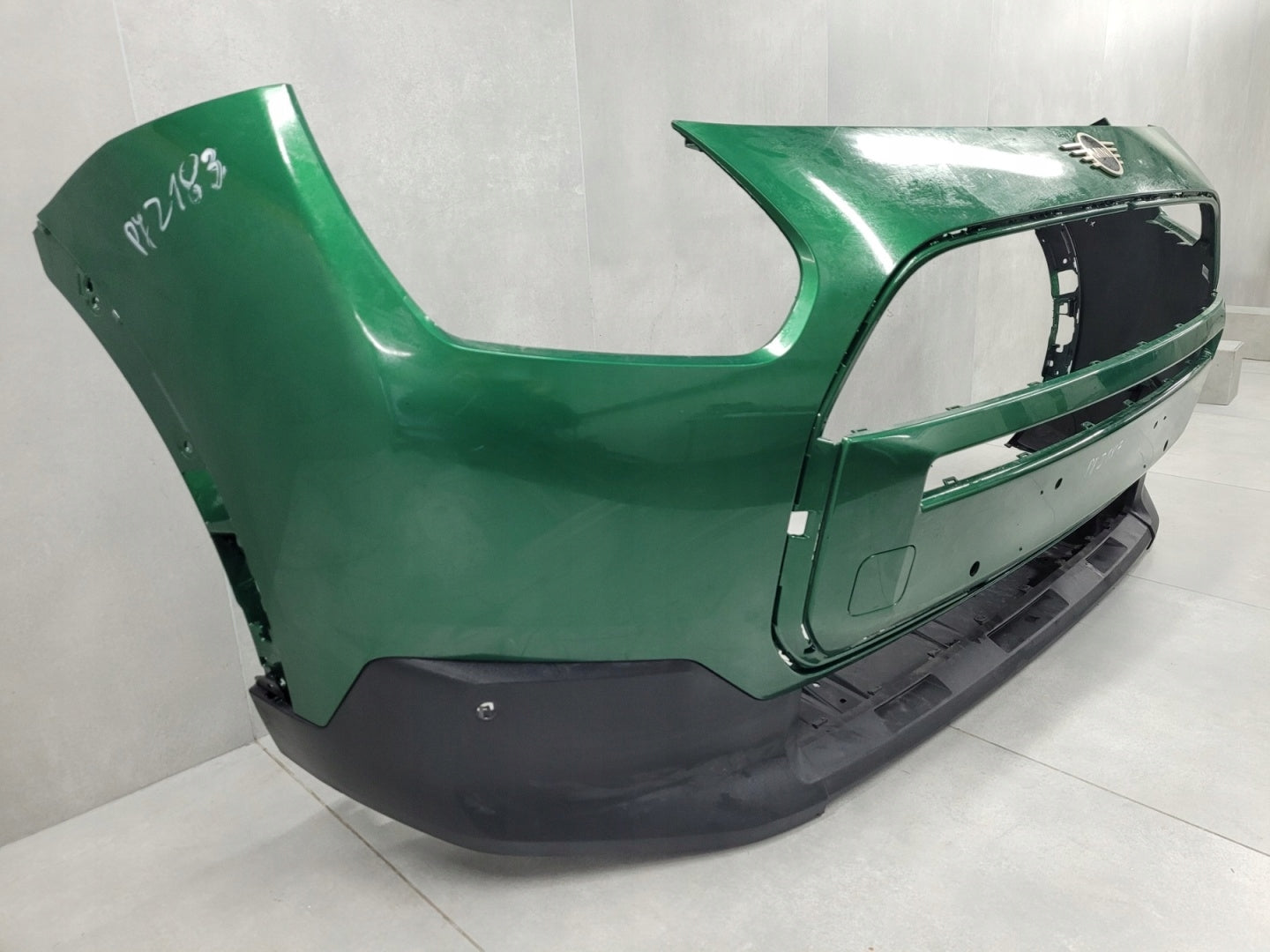 Front Bumper for Mini Countryman III 3 U25 23-