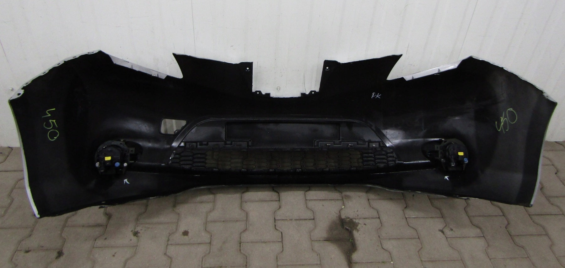 Front Bumper NISSAN LEAF I 1 10-17