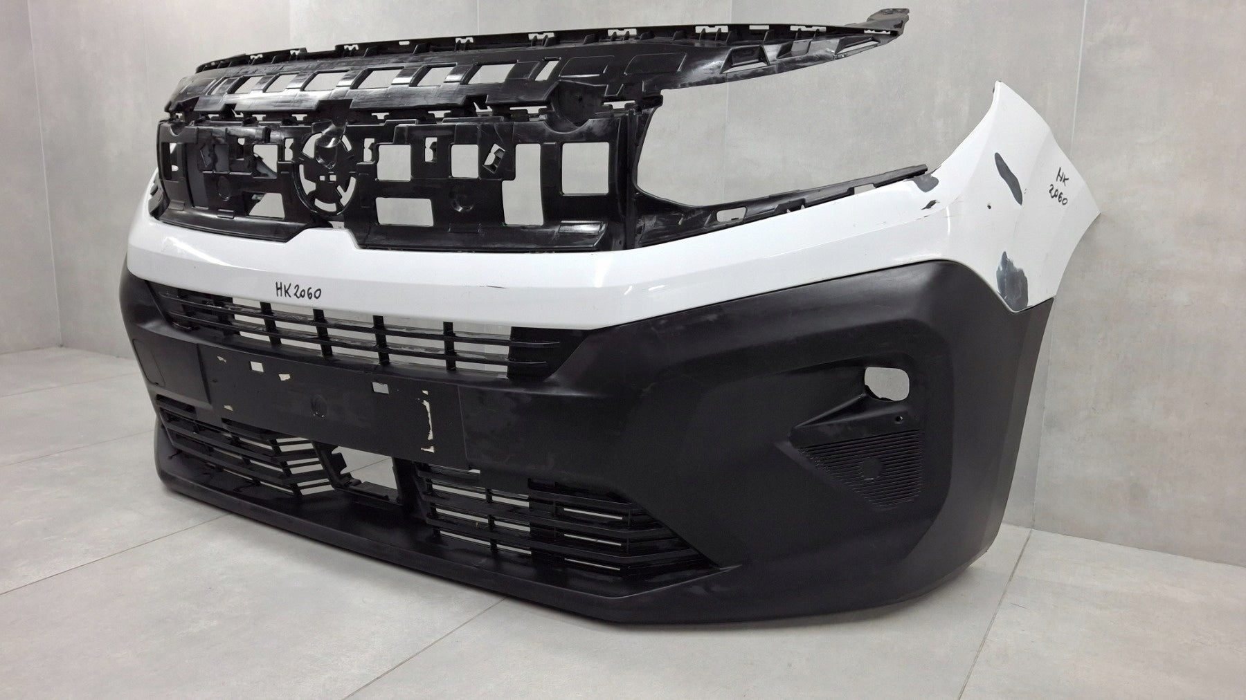 Front Bumper Opel Combo E 4 IV 24-