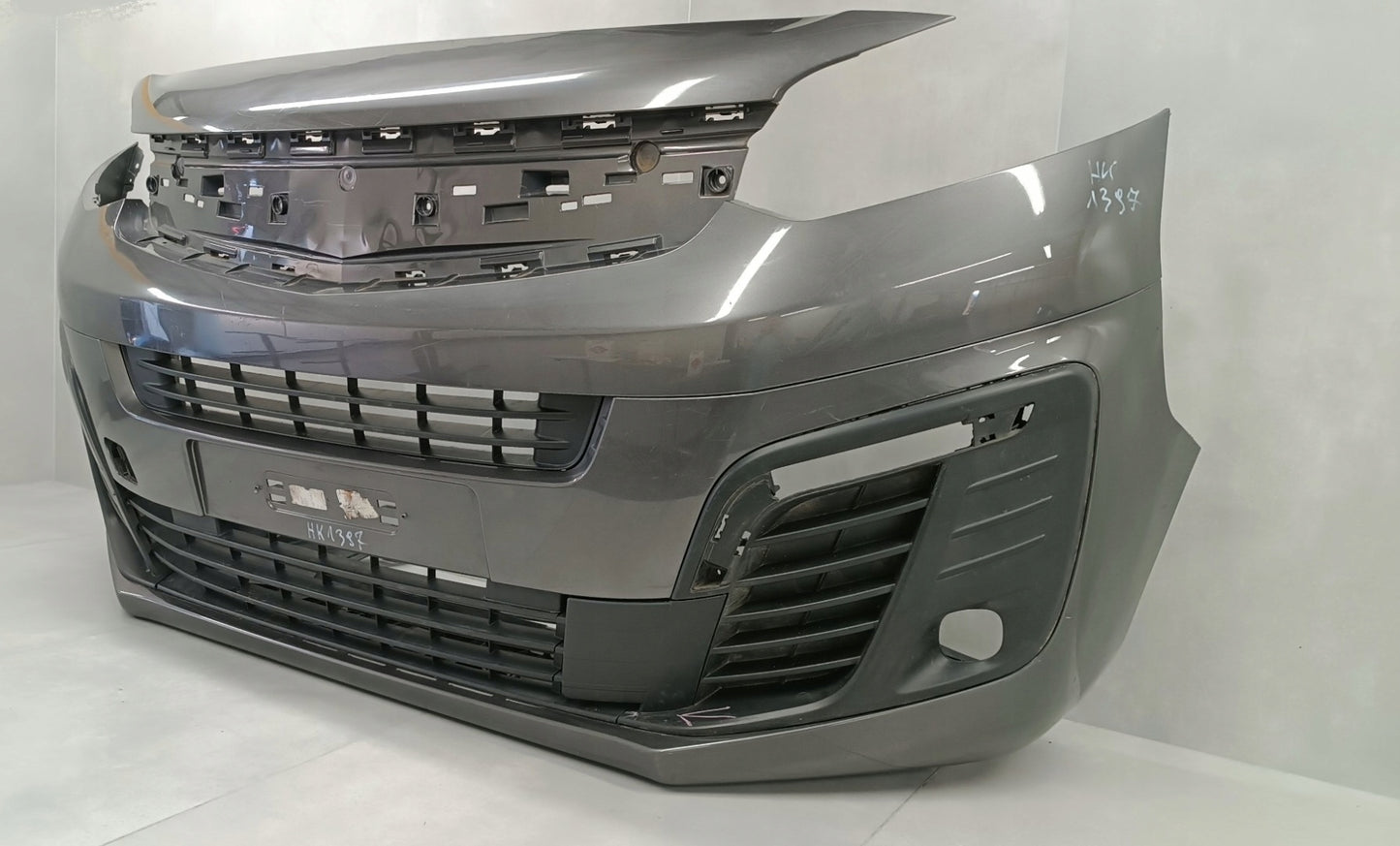 Opel Vivaro C 3rd Gen / Zafira D Front Bumper 19- / + Cover