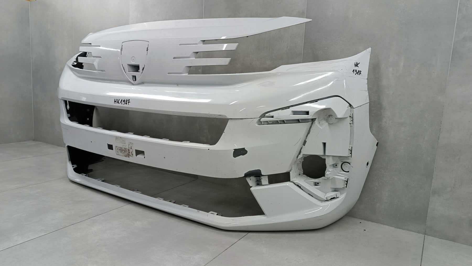 Front Bumper PEUGEOT EXPERT TRAVELLER 24-