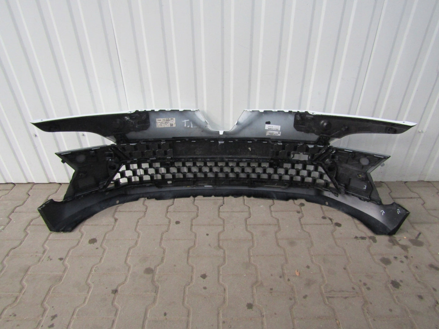 Front Bumper RENAULT MEGANE 5 E-TECH 22-