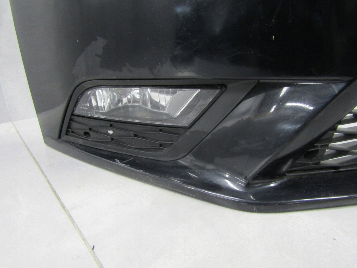 Front bumper Seat Leon 3 III 5F0 12-16 (+ fog lights)