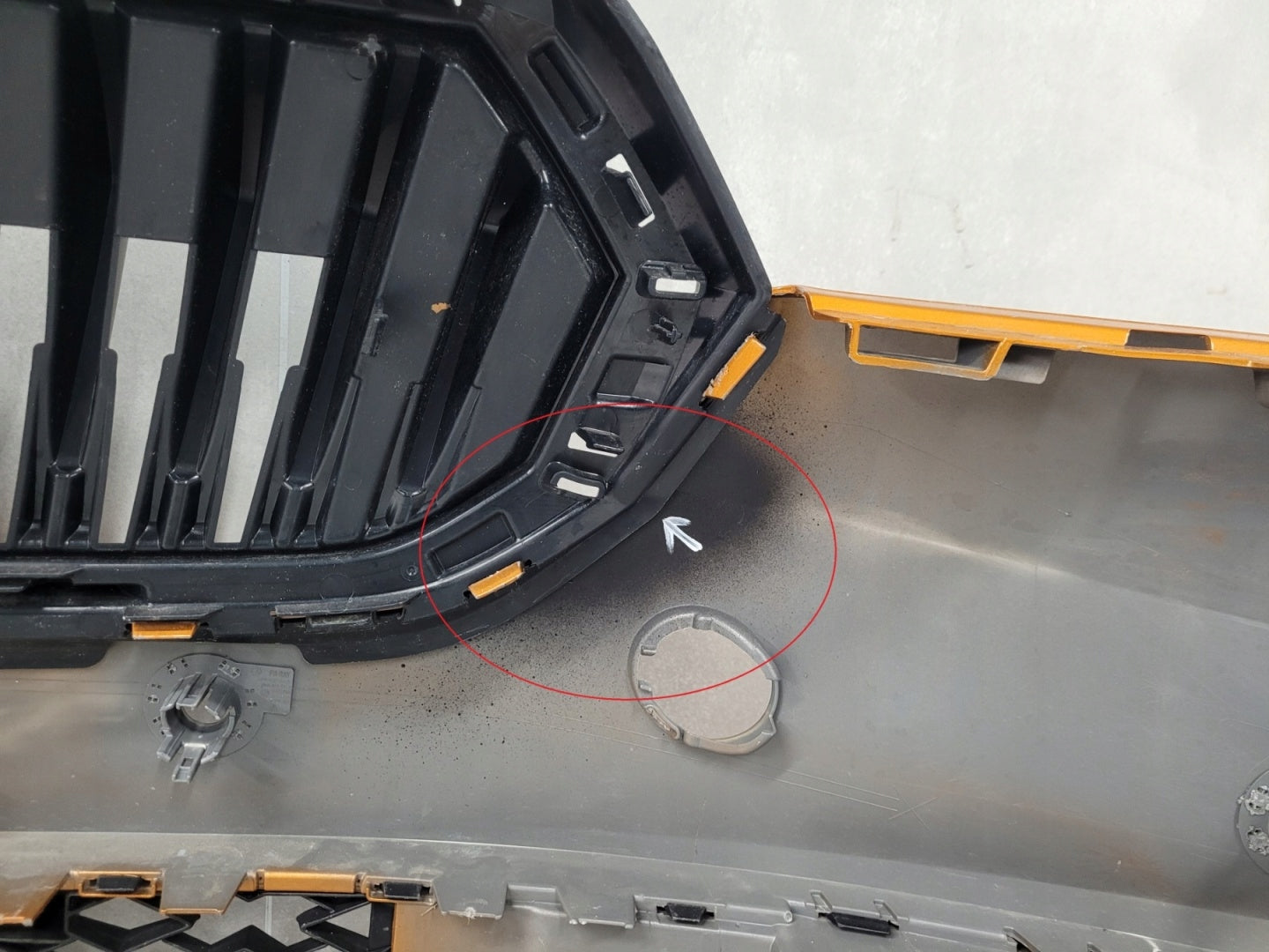 Parachoques delantero para Skoda Fabia IV 4 6VA Monte Carlo 21-