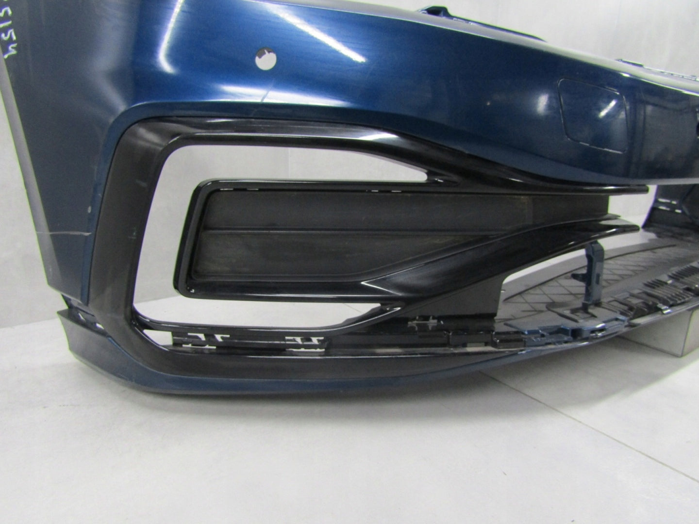 Front Bumper for Volkswagen VW Passat B8 GTE LIFT 2019-2023 (+ Floor)