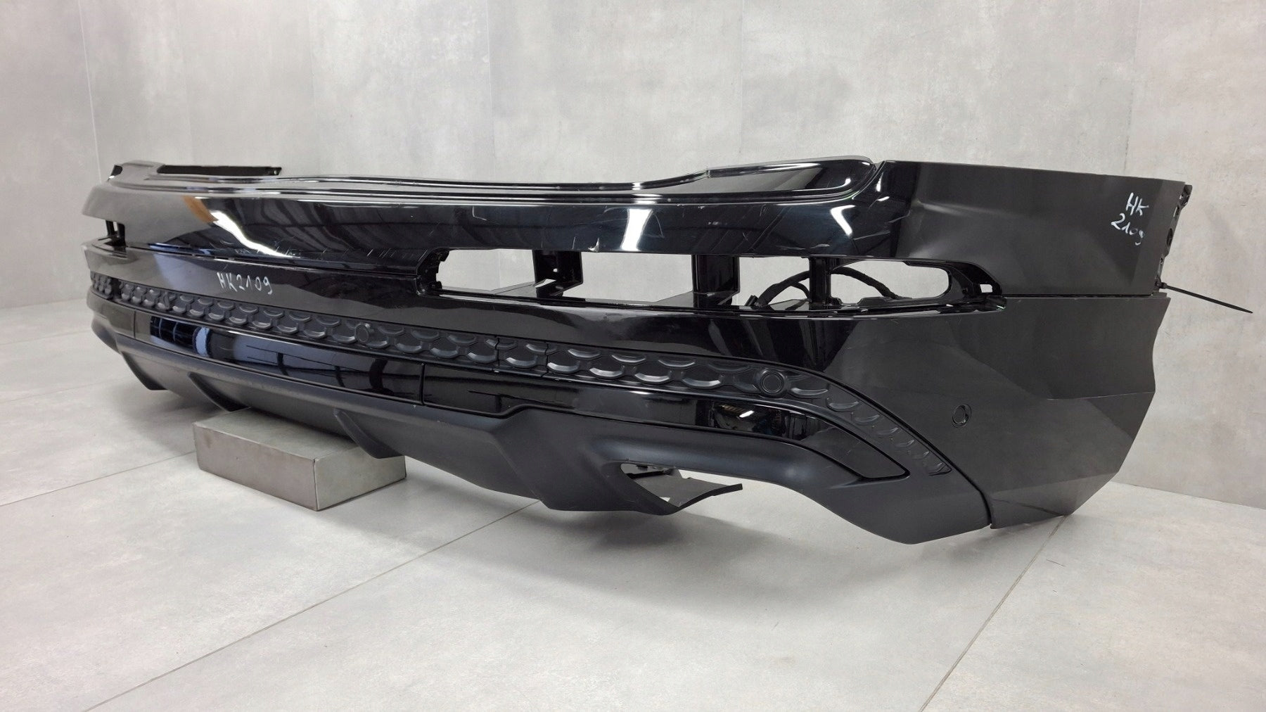 Rear bumper Audi SQ7 second facelift 4M 24- / + 6 PDC + wiring harness