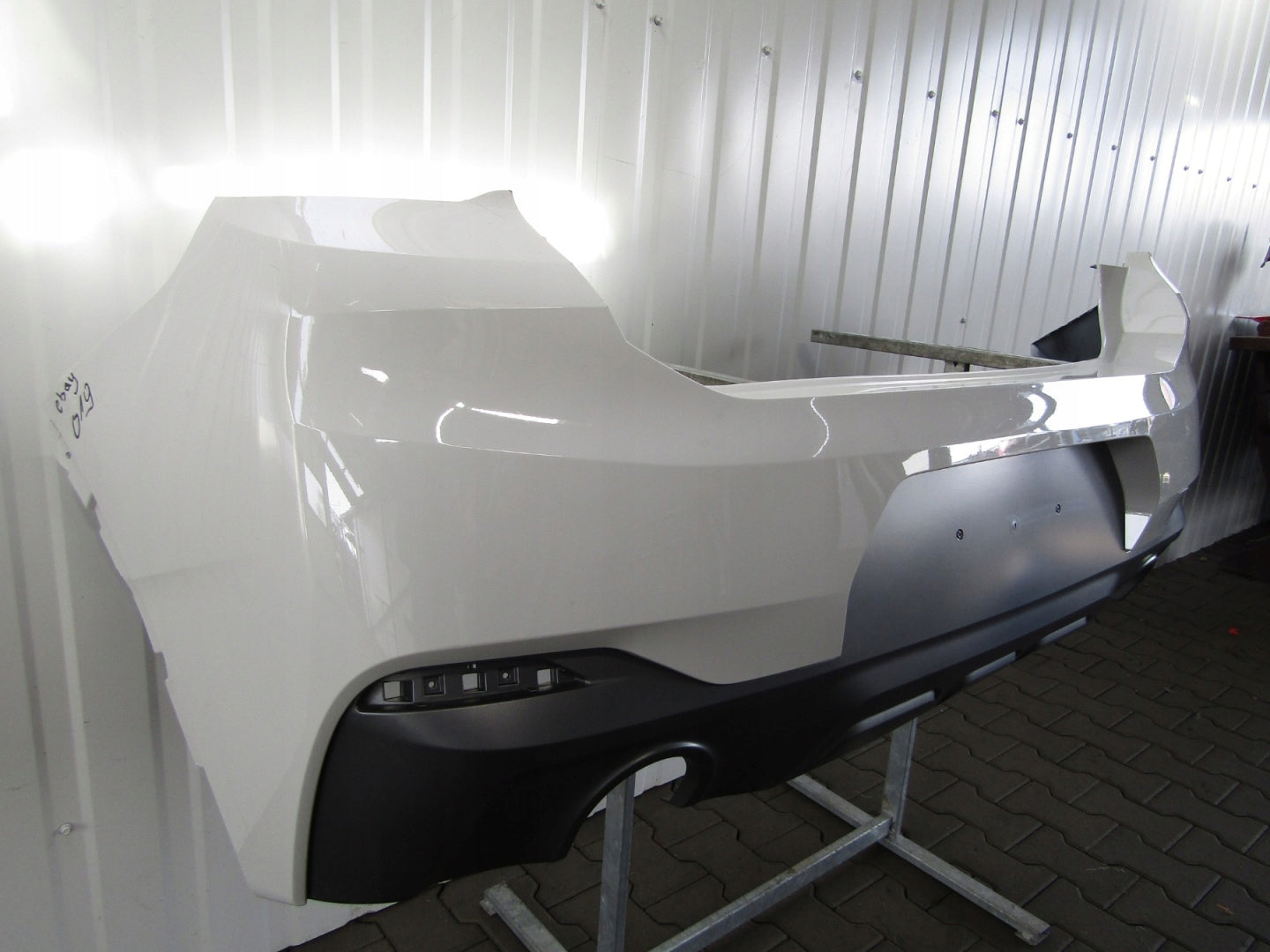 Törmäyspuskuri, takaosa BMW X2 F39 M Sport X 17-