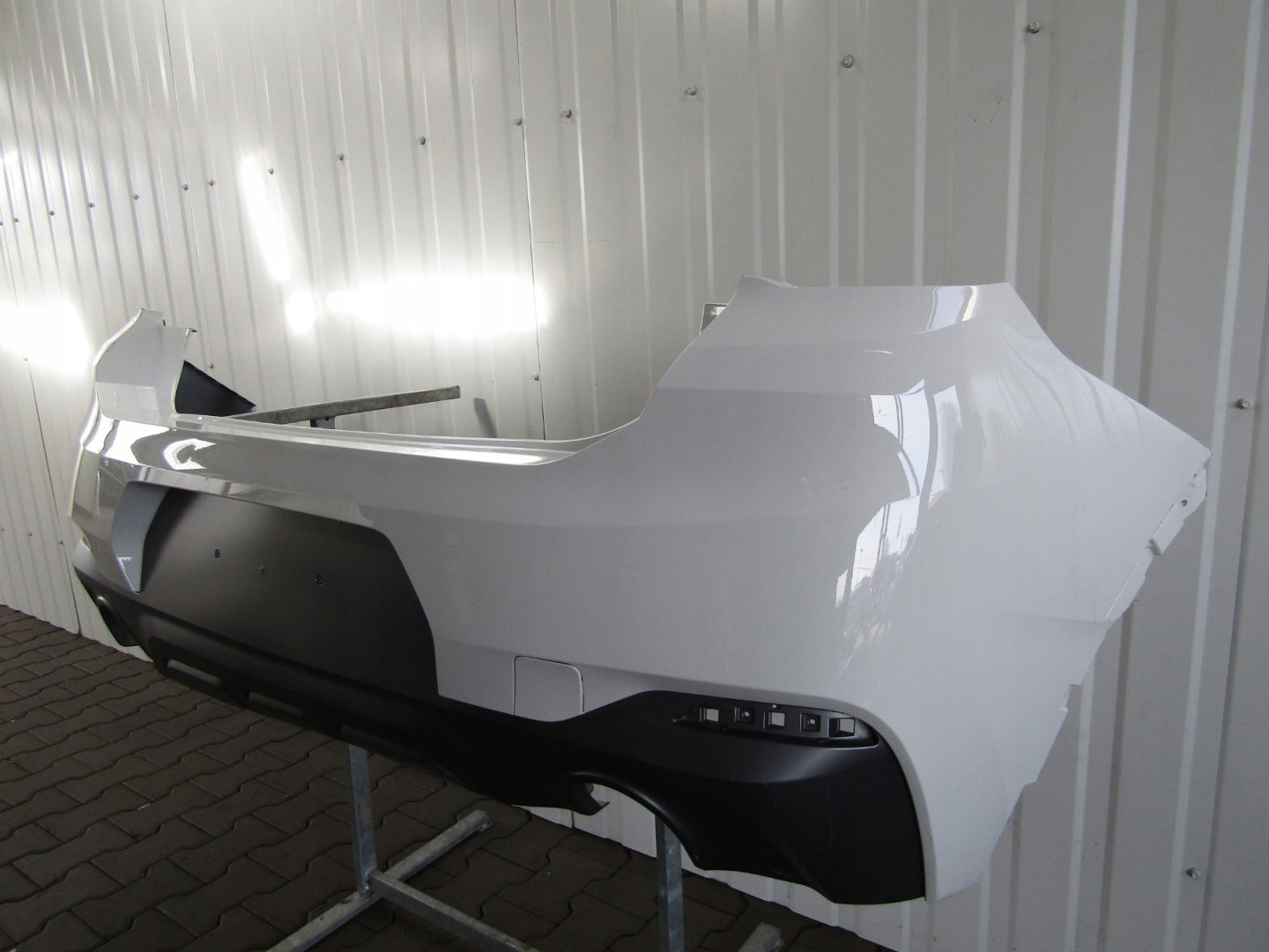 Törmäyspuskuri, takaosa BMW X2 F39 M Sport X 17-