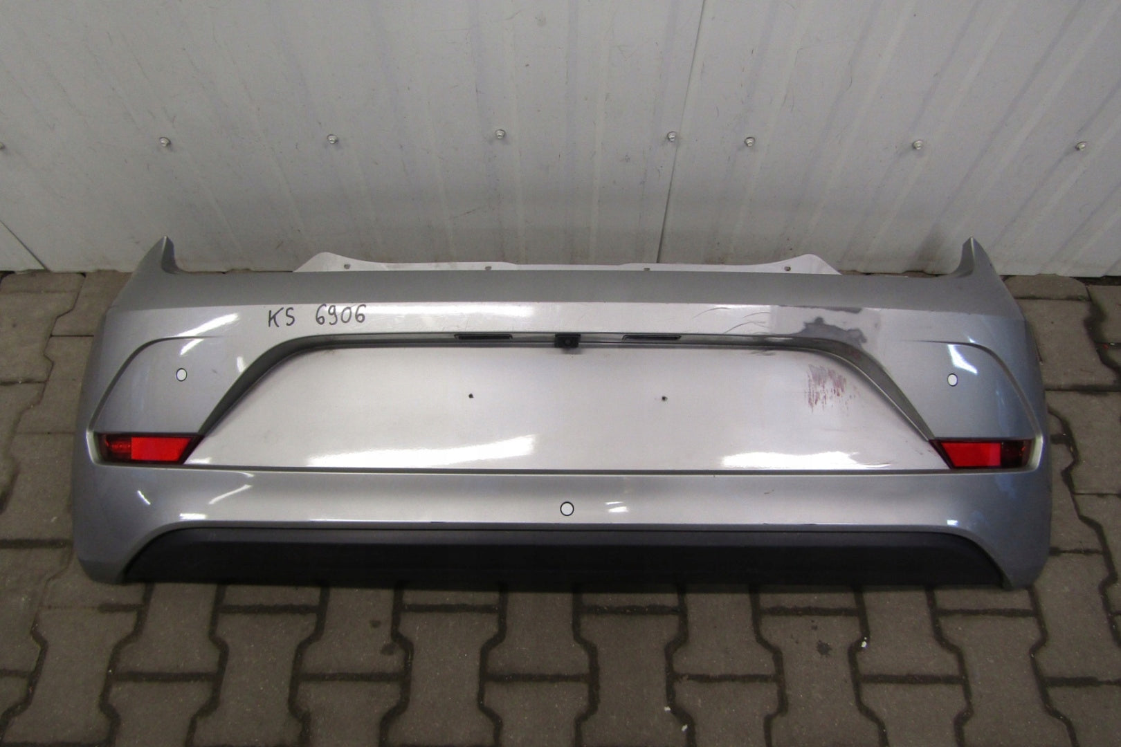 VW Up 1S6 Lift 16- Rear Bumper (Camera + PDC)