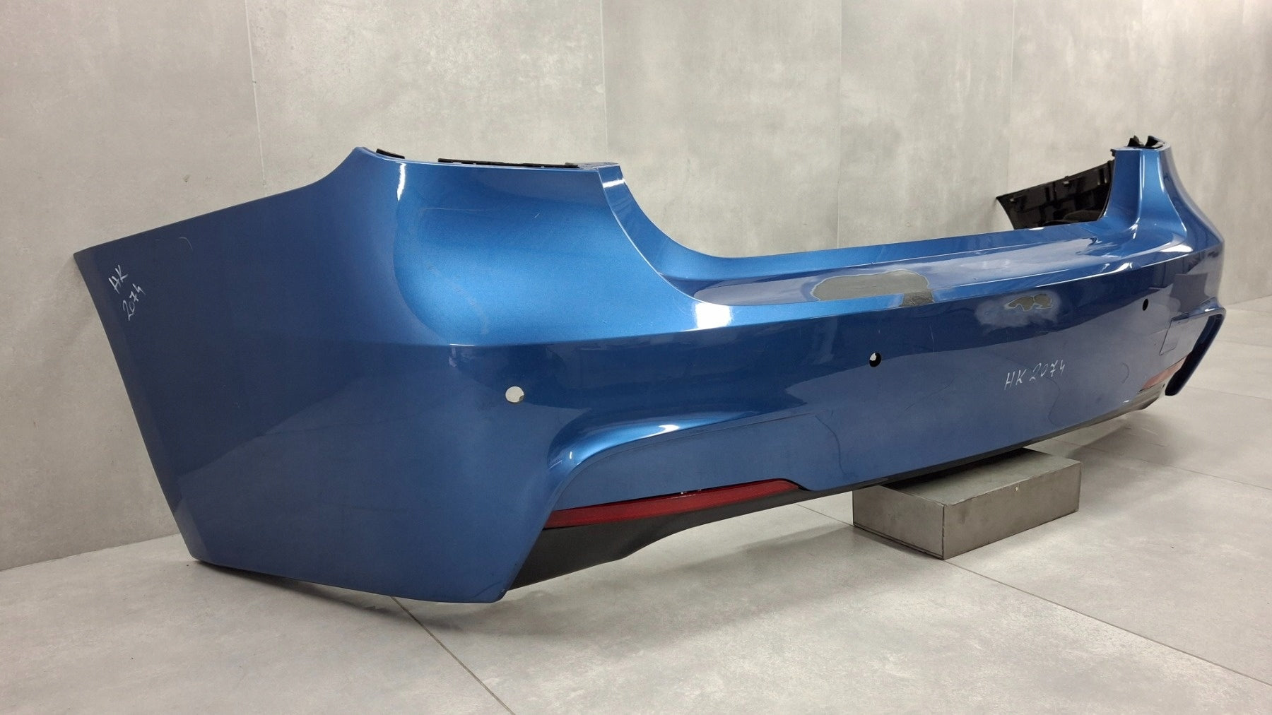 Rear Bumper for BMW 3 F30 Sedan M-Package 11-18 / + Skids