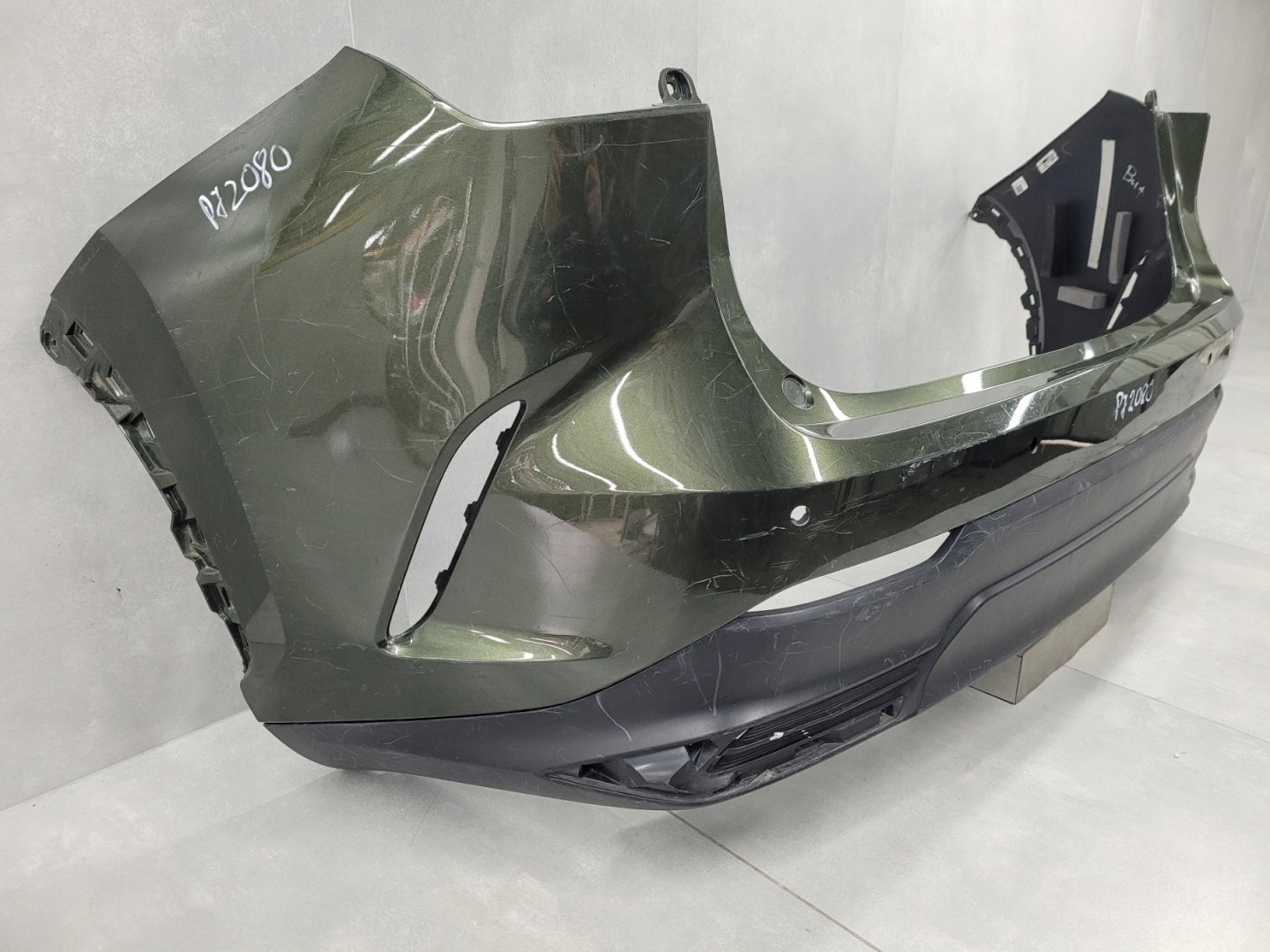 Pare-chocs arrière LEXUS NX 2 II 21-