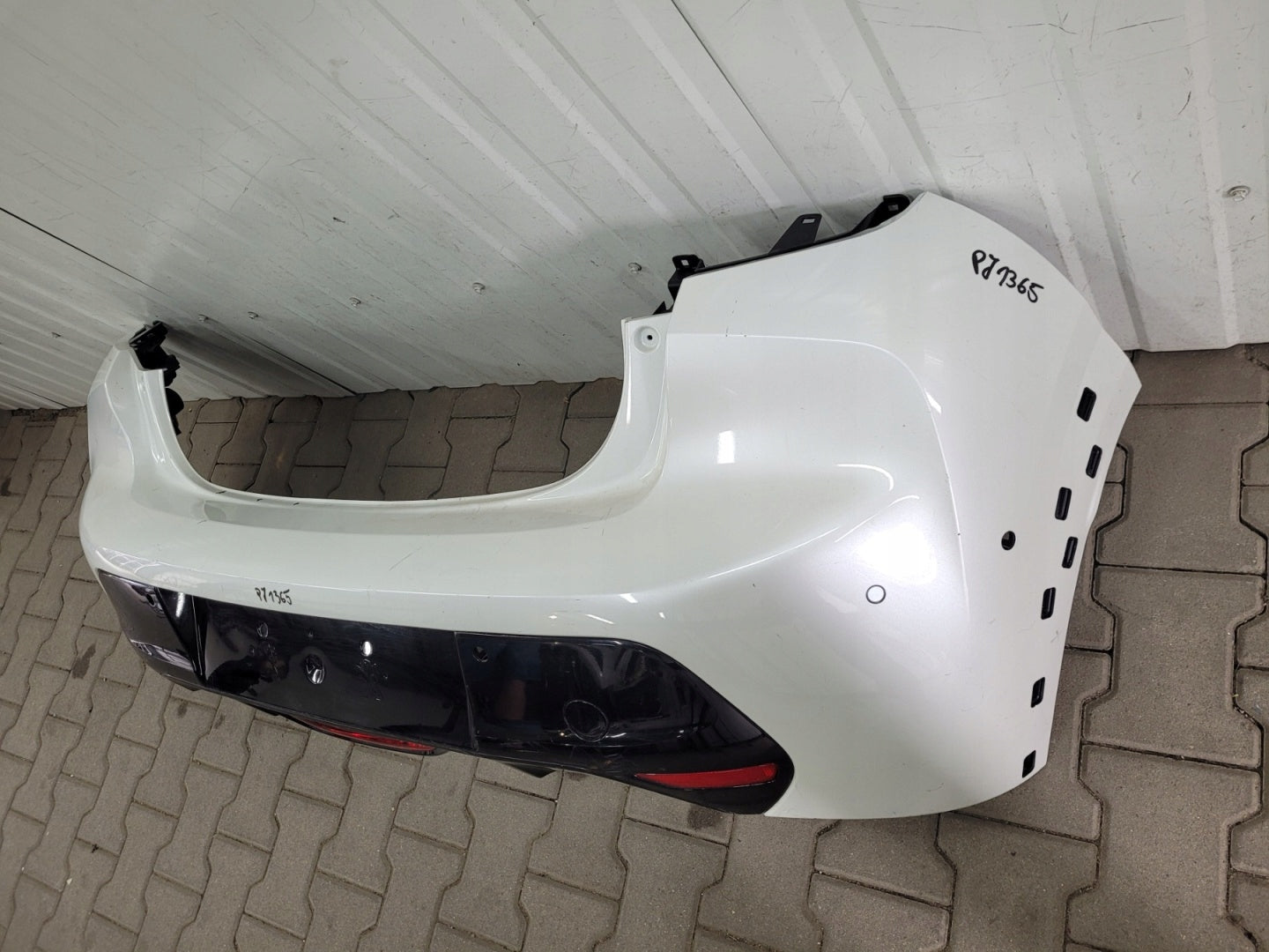 Rear bumper for Peugeot e 208 E208 II GT Line Electric 19- 6 PDC