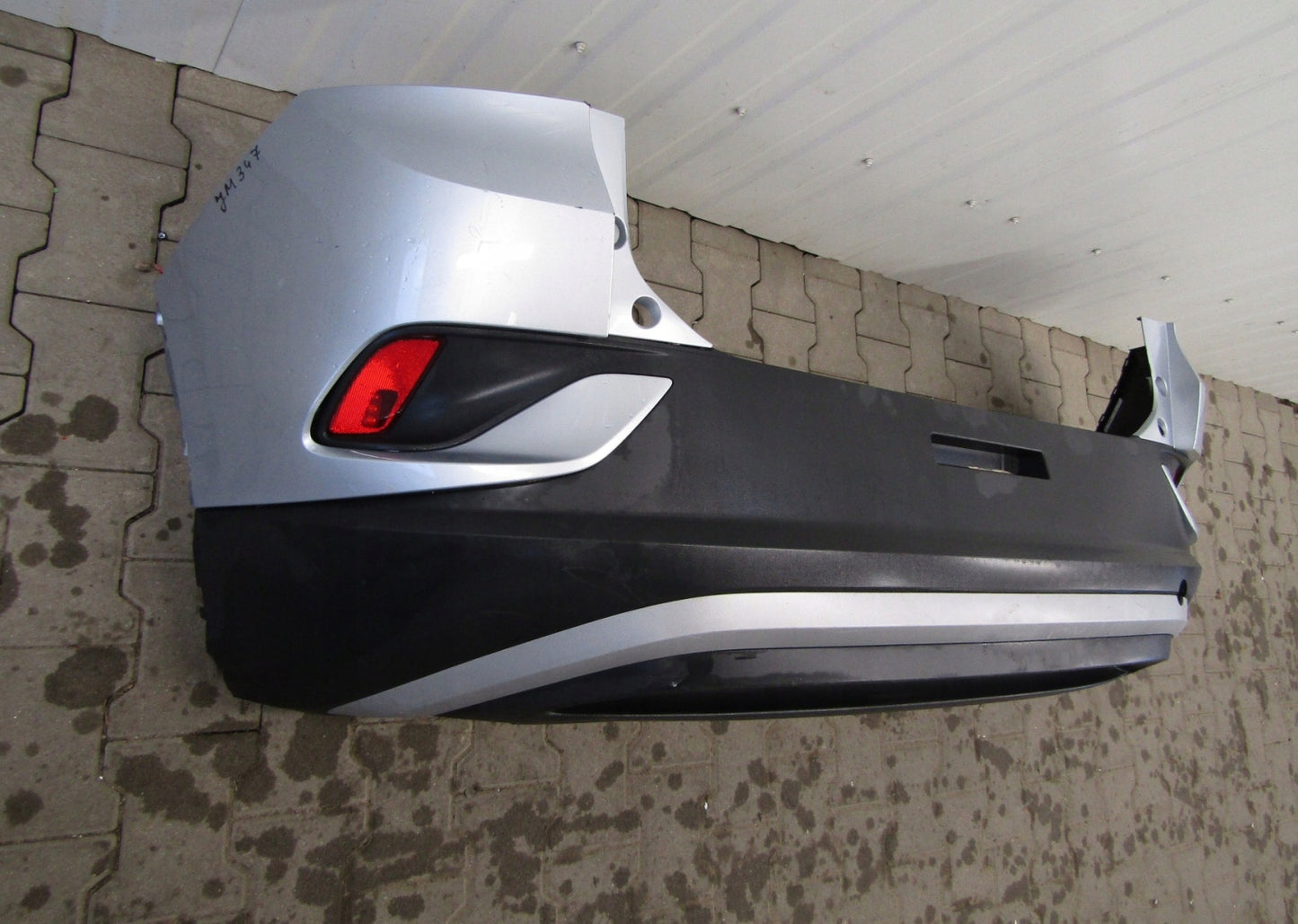 Tagumine kaitseraud VW ID.4 ID4 11A 20-