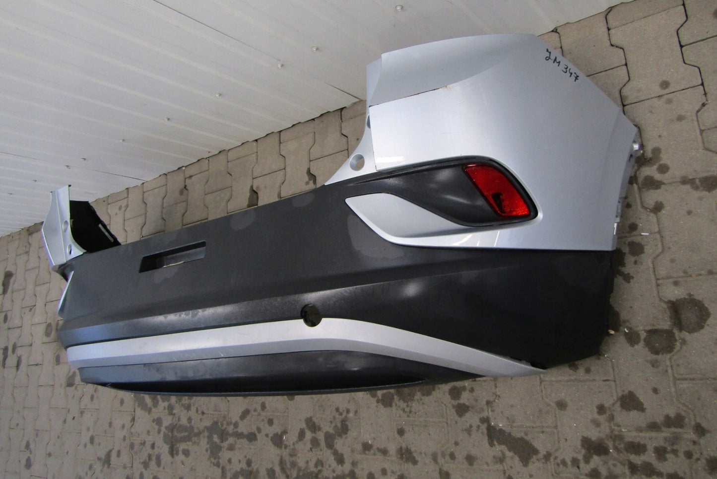 Tagumine kaitseraud VW ID.4 ID4 11A 20-