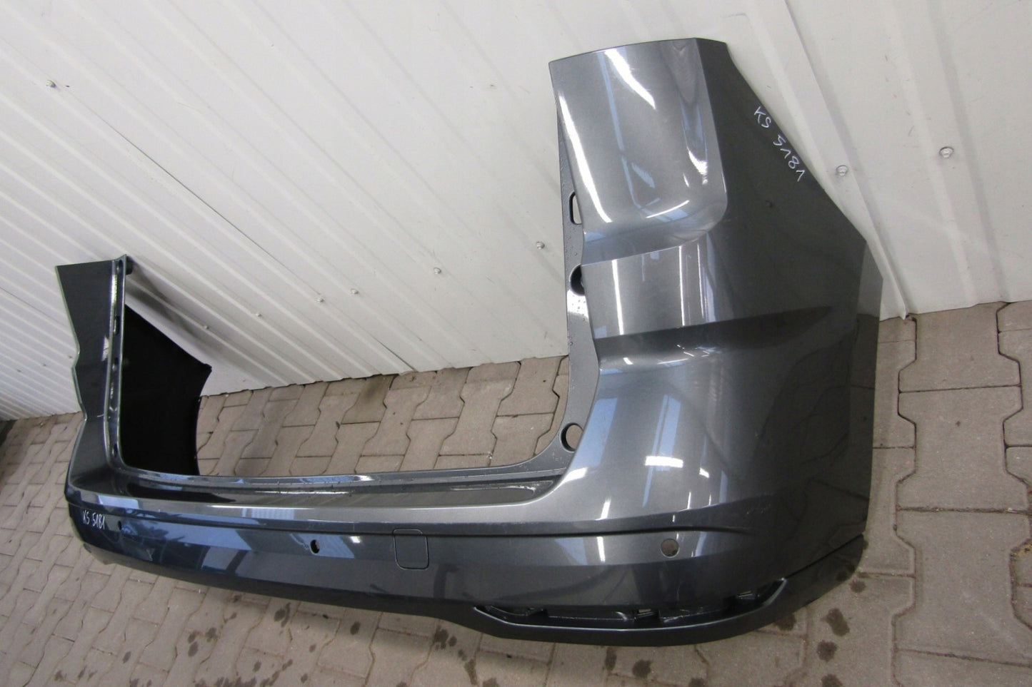 Rear Bumper VW Multivan T7 7T0 21-