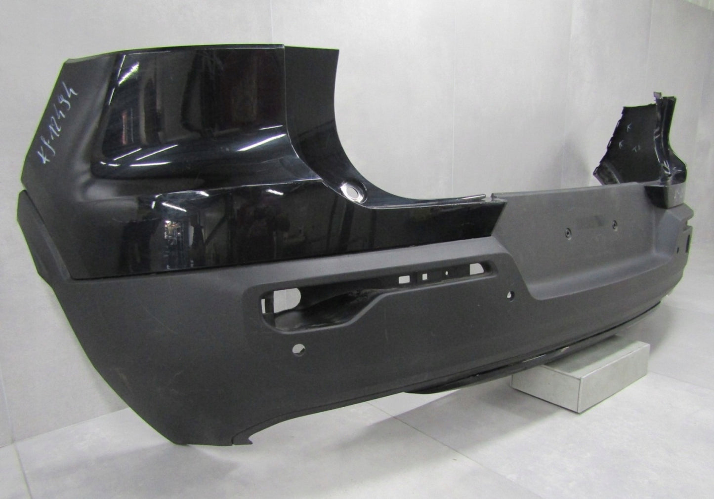 Rear Bumper Volvo XC40 R-DESIGN 2017-