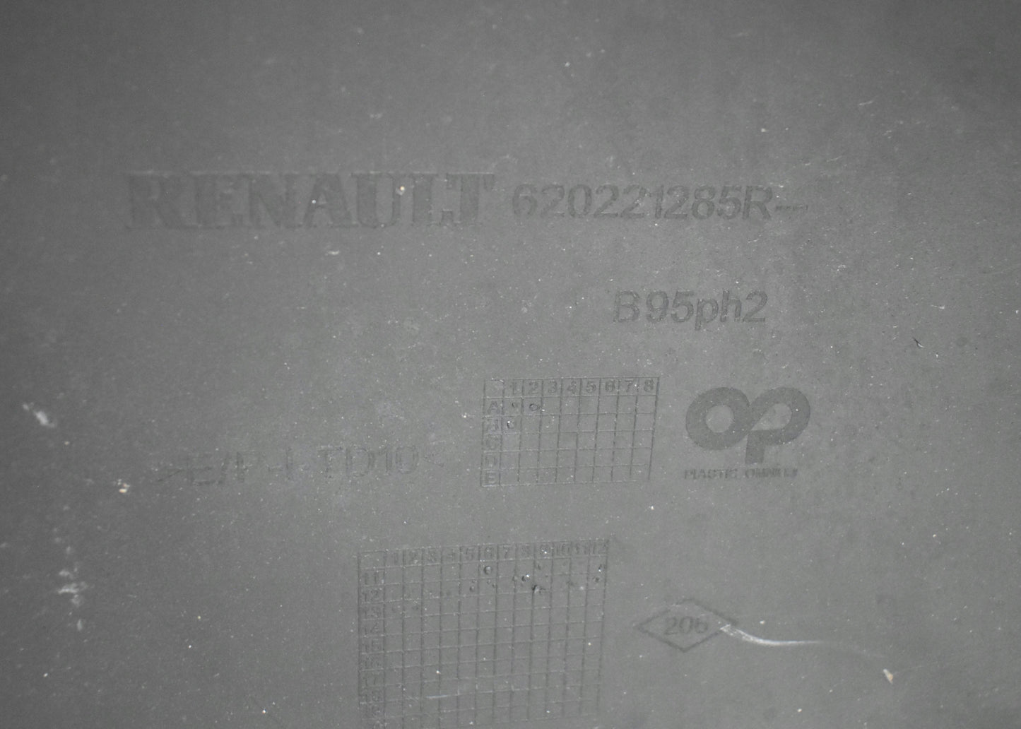 RENAULT MEGANE III LIFT FRONT BUMPER ORG + TOP