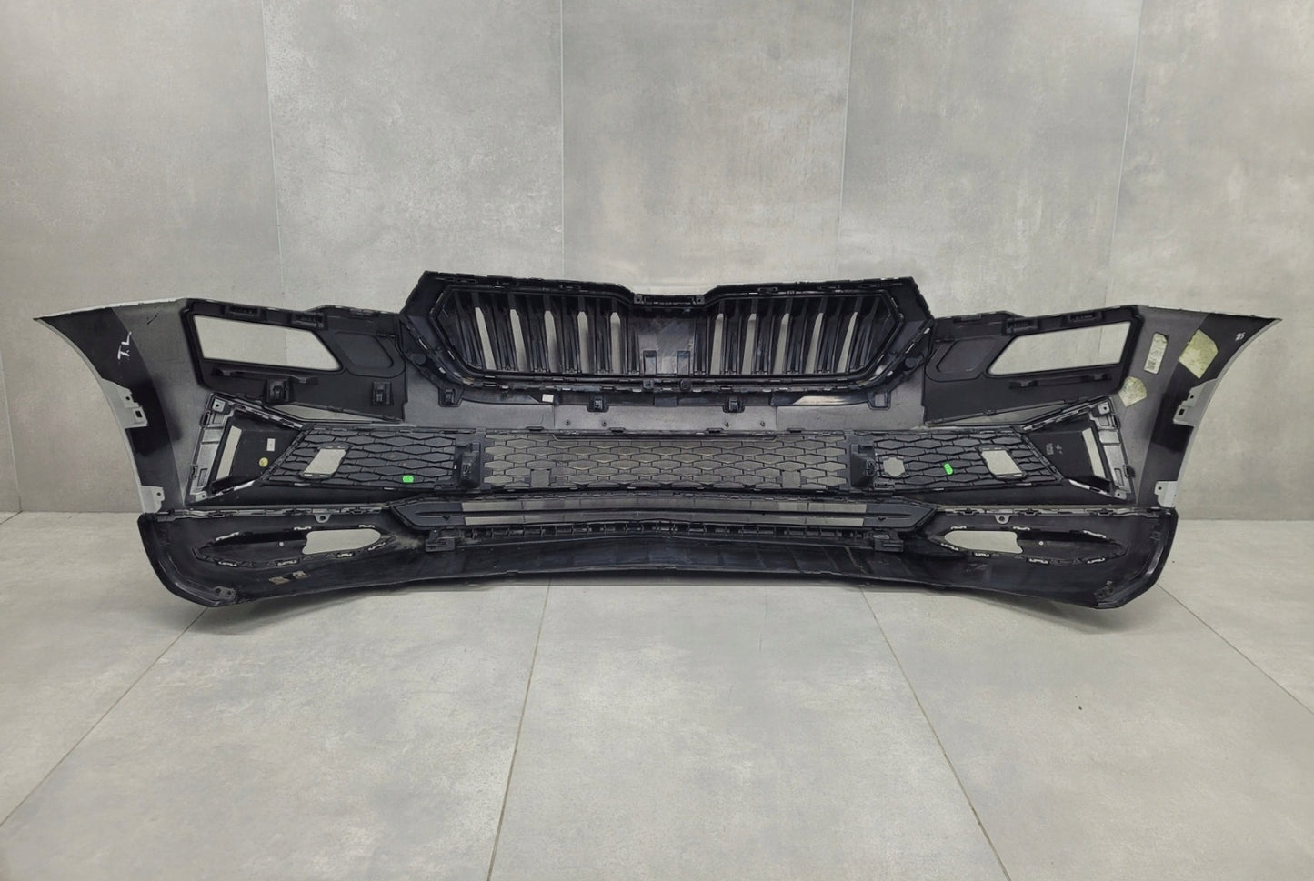 Front Bumper Skoda Karoq Sportline 57A Lift 21-