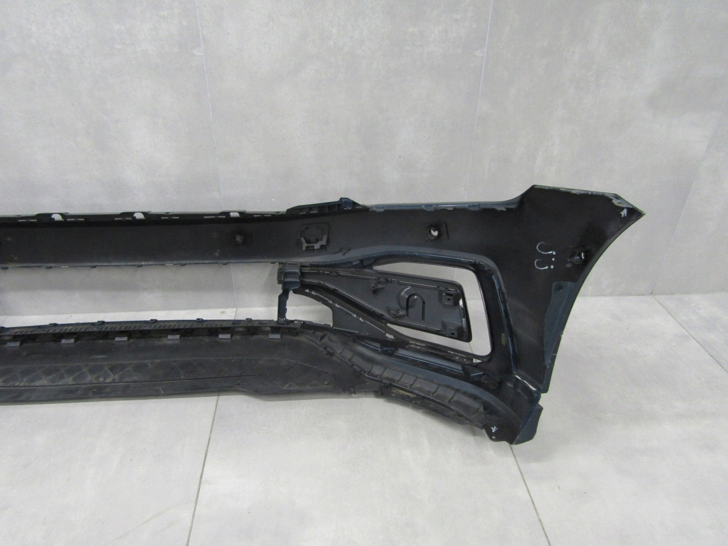 Front Bumper for Volkswagen VW Passat B8 GTE LIFT 2019-2023 (+ Floor)