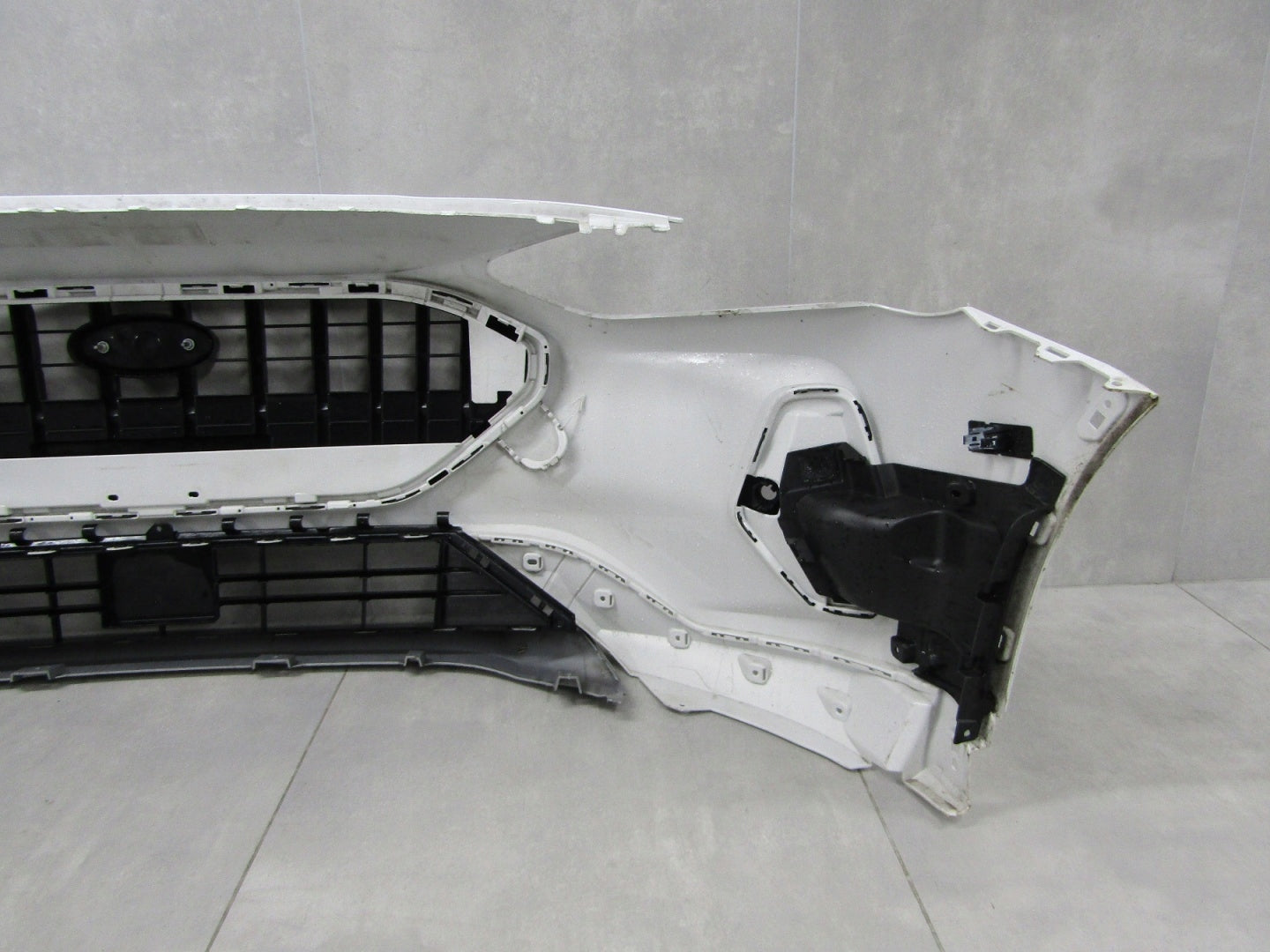 Front Bumper Ford Focus Mk4 IV Active Lift 22-