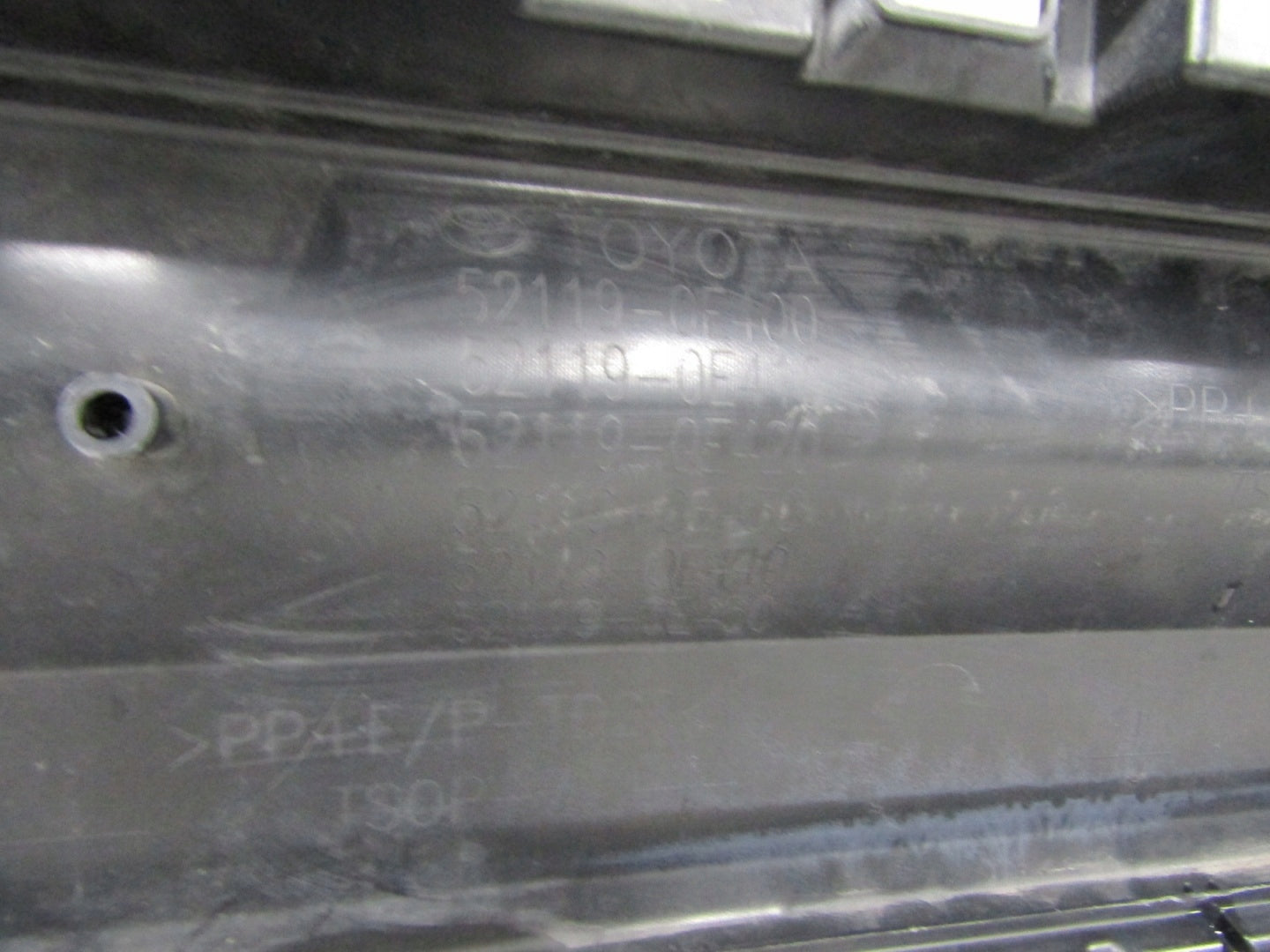 Front Bumper TOYOTA Highlander IV 19-22