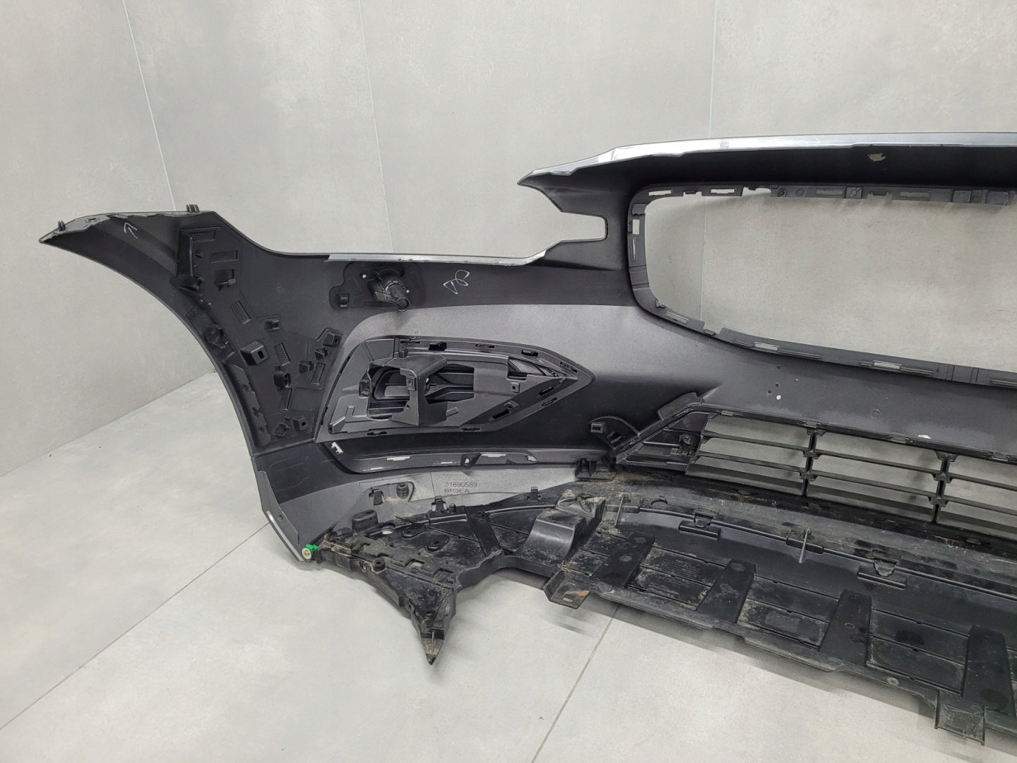 Front Bumper for Volvo V60 II, S60 III 2018-2024