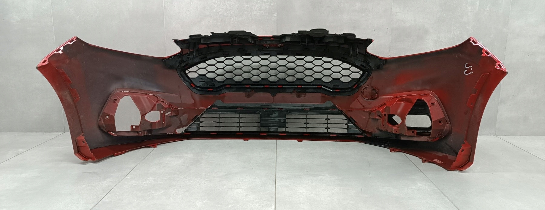 Front Bumper Ford Fiesta Mk8 VIII ST-Line 17-21 / + reinforcement