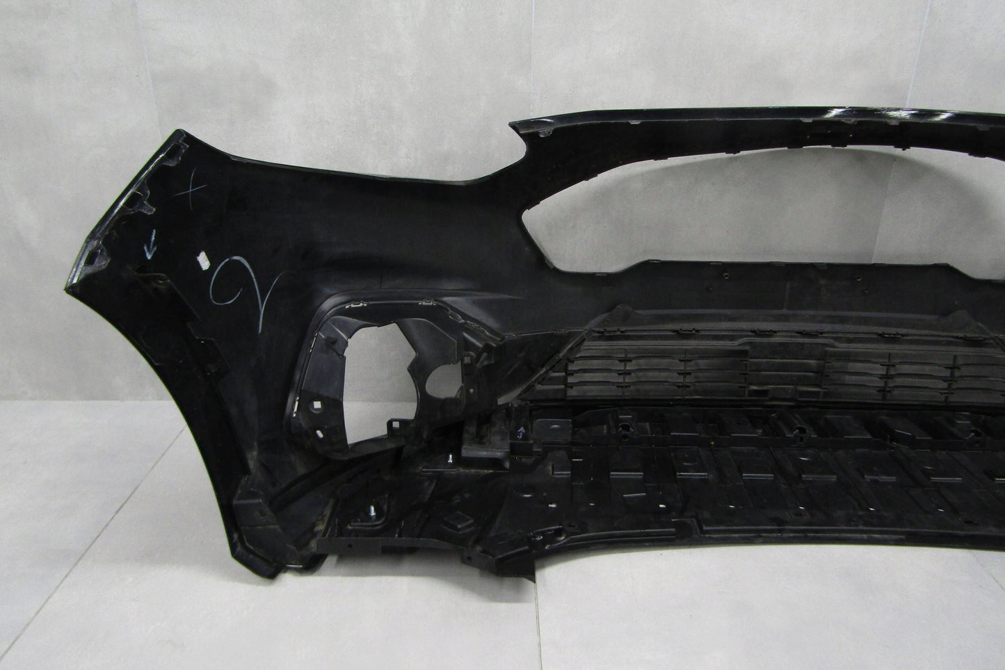 Front Bumper Ford Fiesta Mk8 VIII ST-Line 17-21 (+Undertray)
