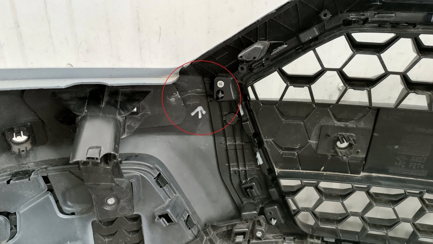 Zderzak przód przedni Audi A1 II 82A 18-