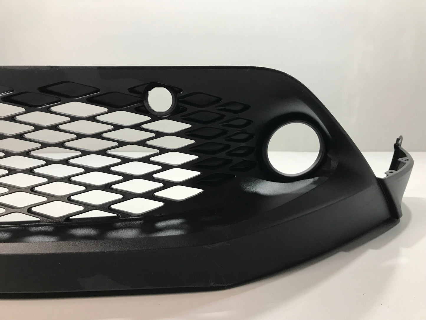 Toyota CHR C-HR 2016-2019 Front Bumper Lip Spoiler Grille Center Lower Middle In good Used condition  OEM: 52129F4010