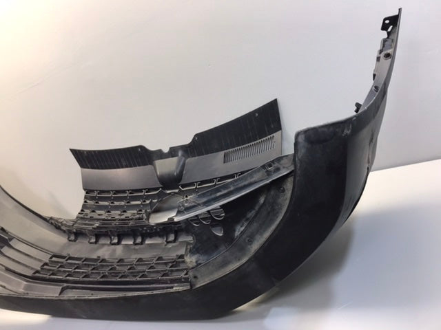 Volkswagen Transporter T6 2015- Front Bumper OEM: 7E0807221D